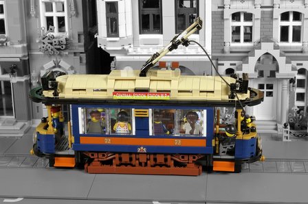 Rebrickable MOC-29846 - Union 72 Amsterdam tram by BrickPolis
