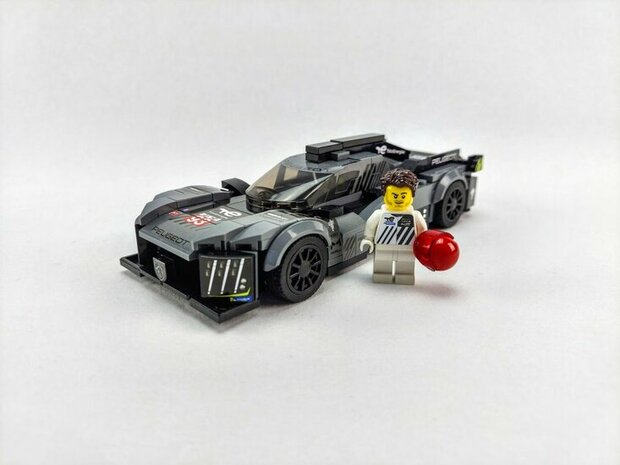 Custom Sticker - Peugeot 9X8 Hybrid 2023 door SFH_Bricks