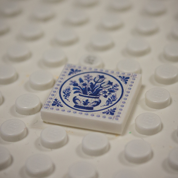 Printed Part - 2X2 Tile - Vase with white rim