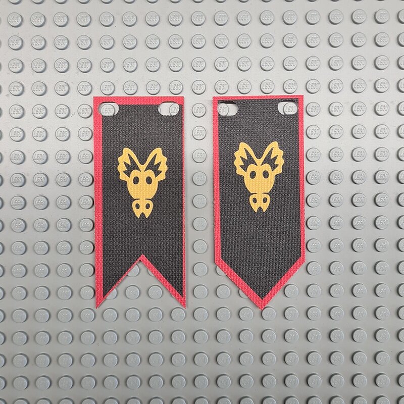 Cloth Banner with Dragon Knight Emblem on Black Background - CaBa-011 - Afbeelding 1