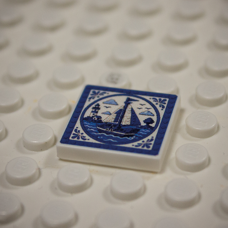 Printed Part - 2X2 Tile - Boat with blue border