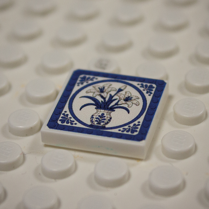 Printed Part - 2X2 Tile - Campanula in Vase with Blue Rim