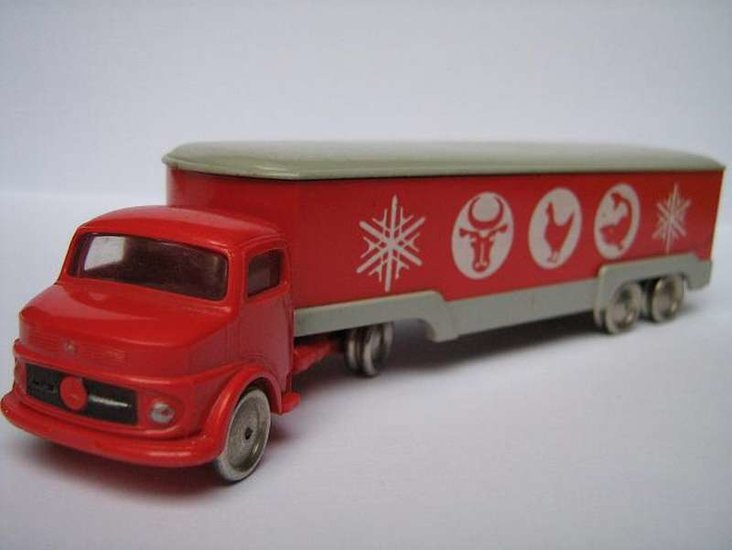 Replacement Sticker for Set 657 - 1:87 Mercedes Refrigerated Truck (Animal Symbols)