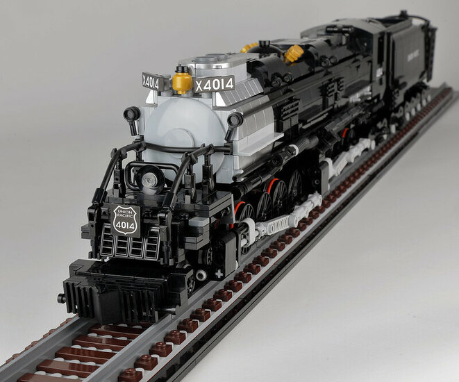 Rebrickable MOC 117884 - Union Pacific Big Boy 4014