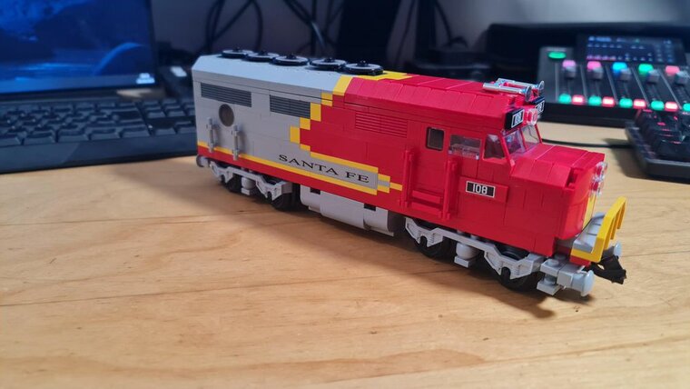 Moc rebrickable sales