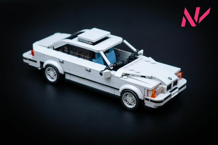 Custom Sticker - Rebrickable MOC-163332 - BMW 750iL (007) by NV_Carmocs