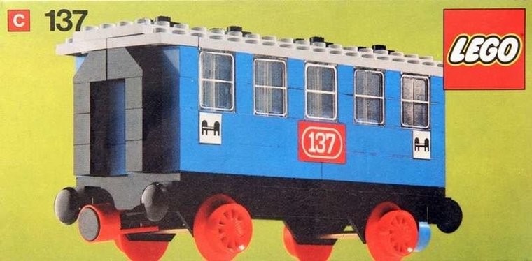 LEGO 137 - Passenger Sleeping Car