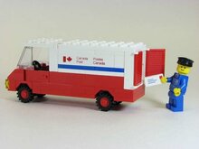 LEGO 105 - Canada Post Truck