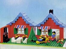 Lego Set 376 - Town House with Garden (1978)