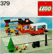 LEGO 379 - Bus Station